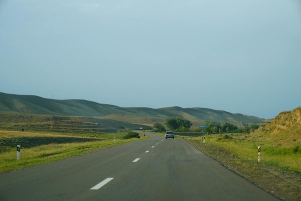 Différence entre régulateur et limitateur de vitesse : tout ce que vous devez comprendre